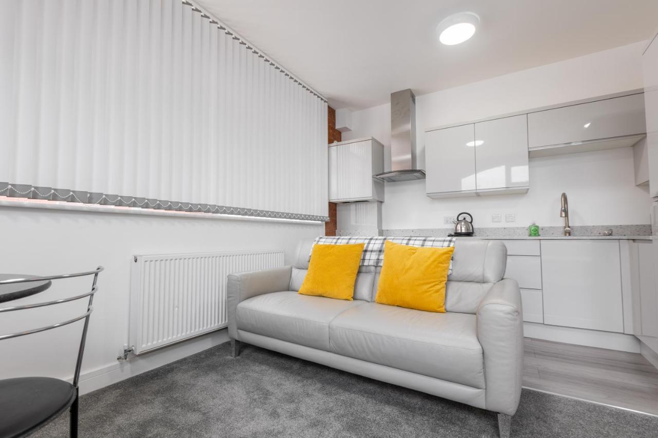 Platform City Theatre Studio With Secure Parking Kingston upon Hull Exteriör bild